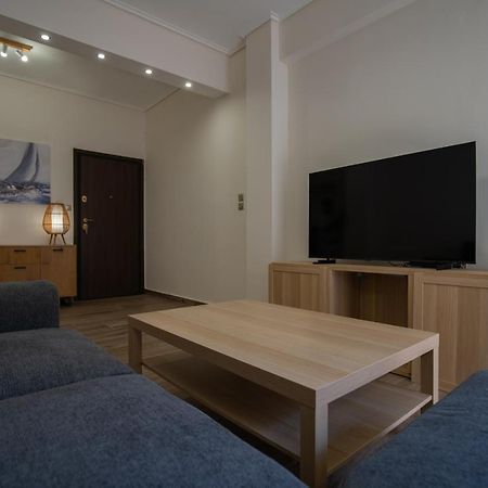Max Blue Apartment, A Stay Like No Other Pireus Eksteriør bilde