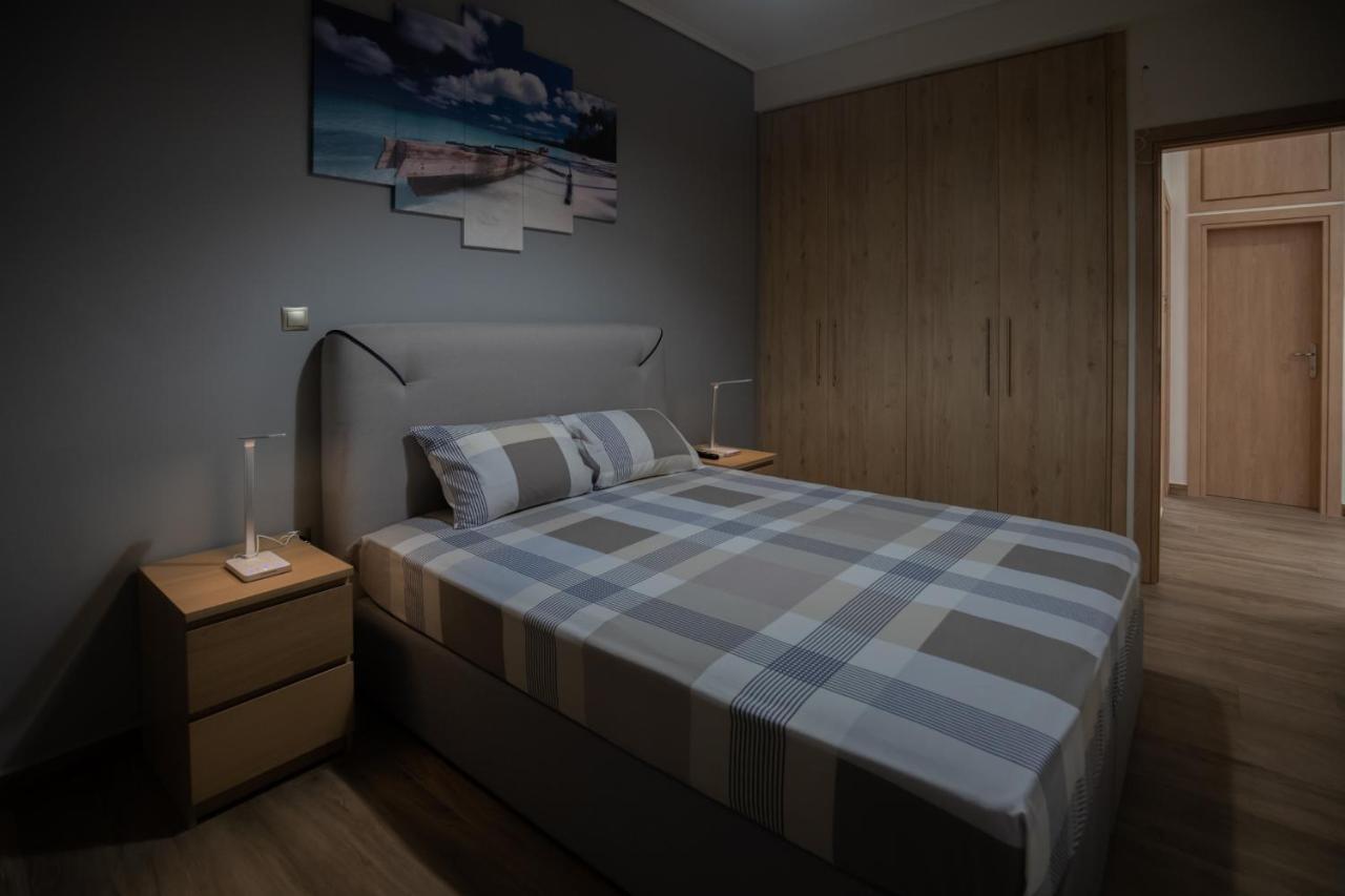 Max Blue Apartment, A Stay Like No Other Pireus Eksteriør bilde